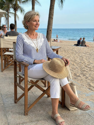 Elegant Lace Collar Striped Print Top